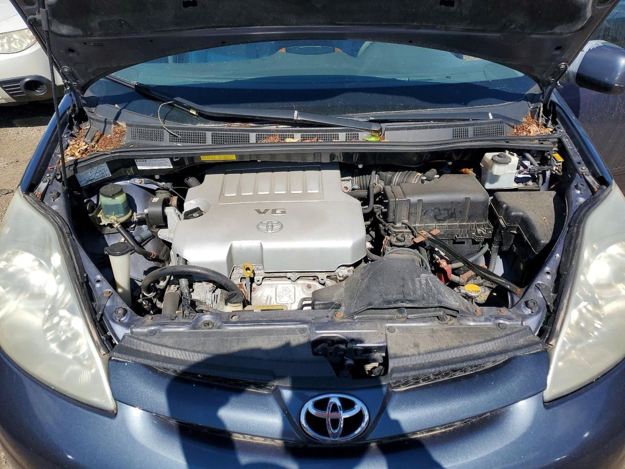 2008 TOYOTA SIENNA