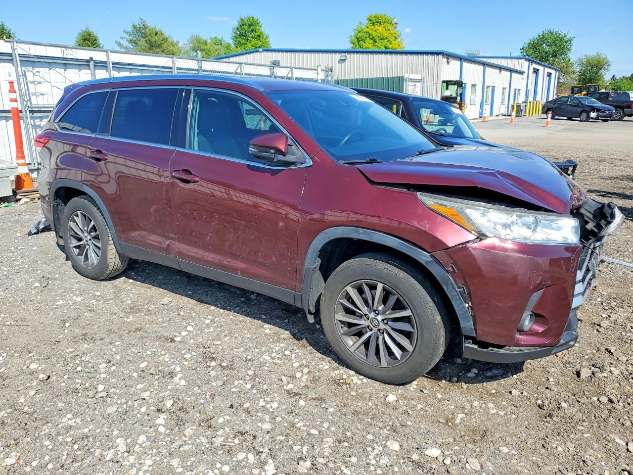 2019 TOYOTA HIGHLANDER