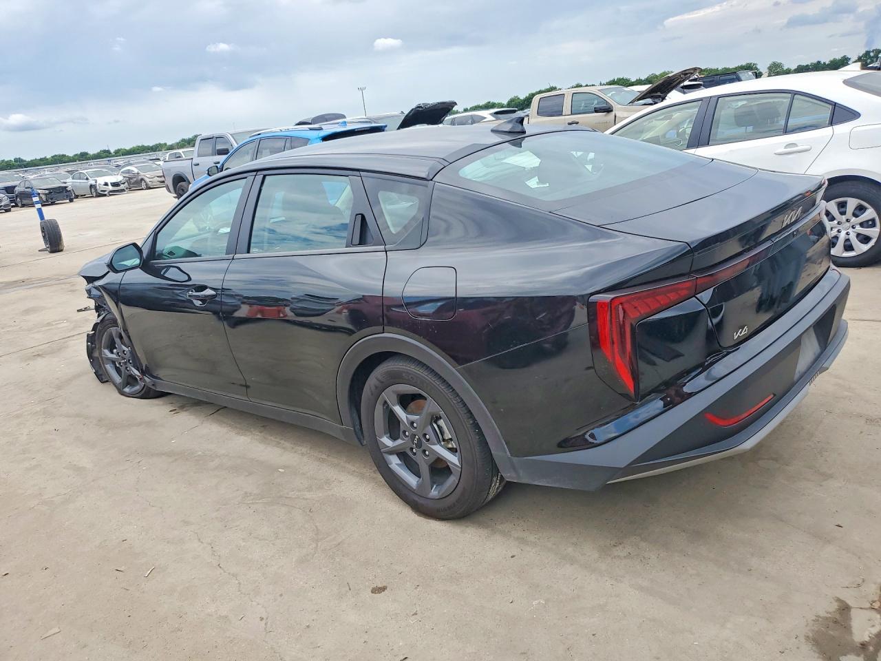 2025 KIA K4