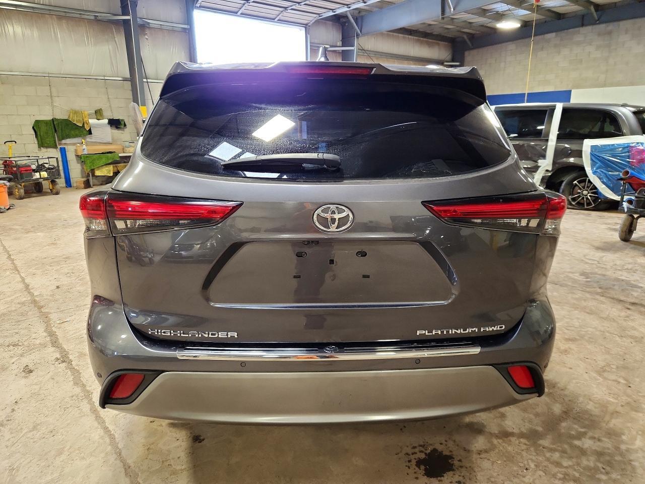 2021 TOYOTA HIGHLANDER