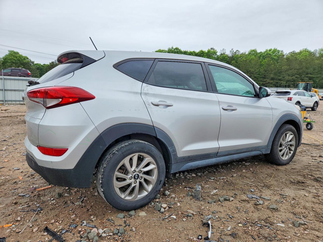 2016 HYUNDAI TUCSON