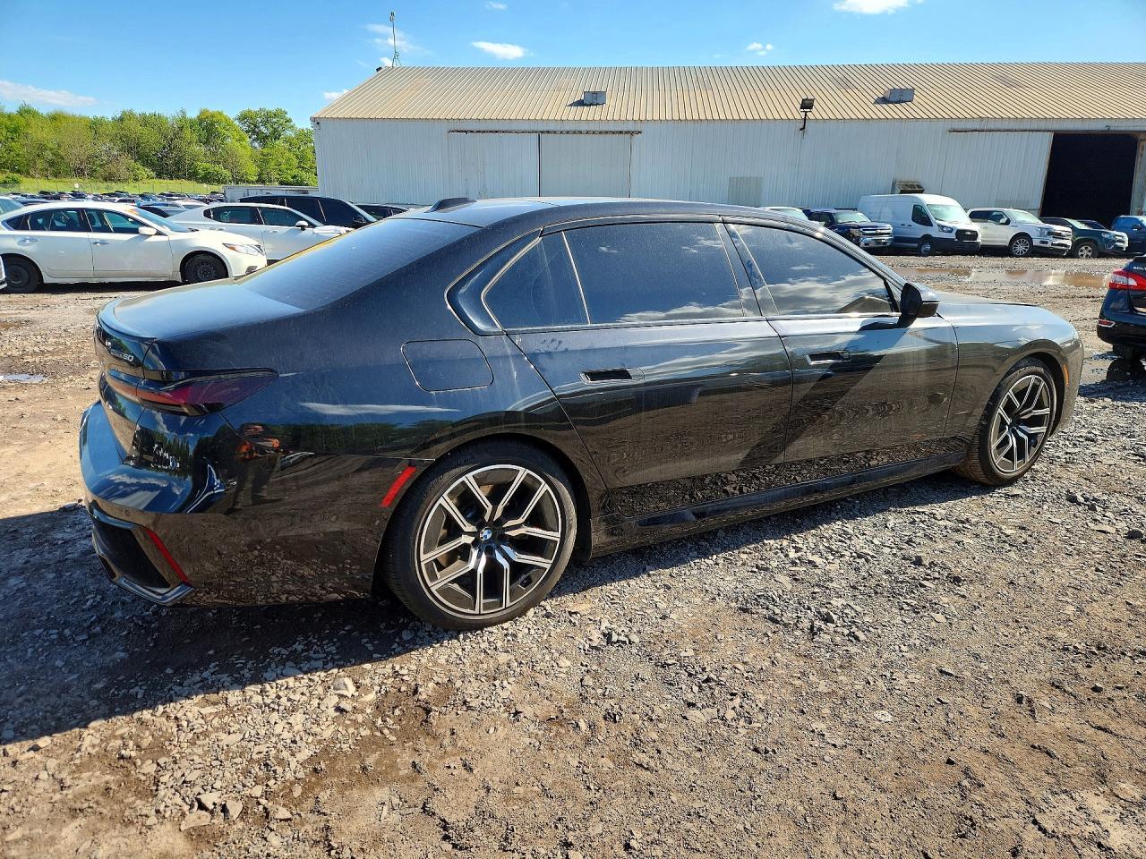 2025 BMW i7