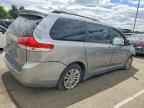2011 TOYOTA SIENNA