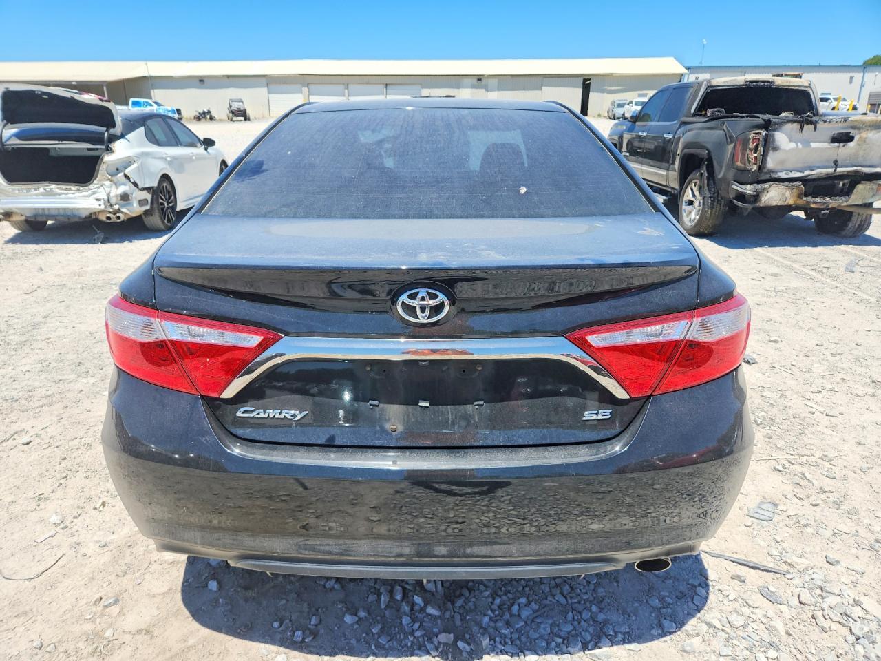 2017 TOYOTA CAMRY