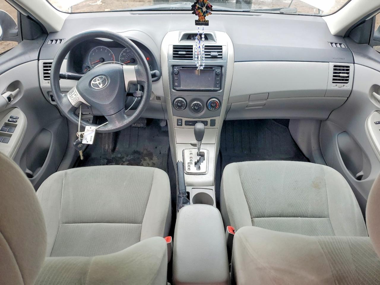 2013 TOYOTA COROLLA