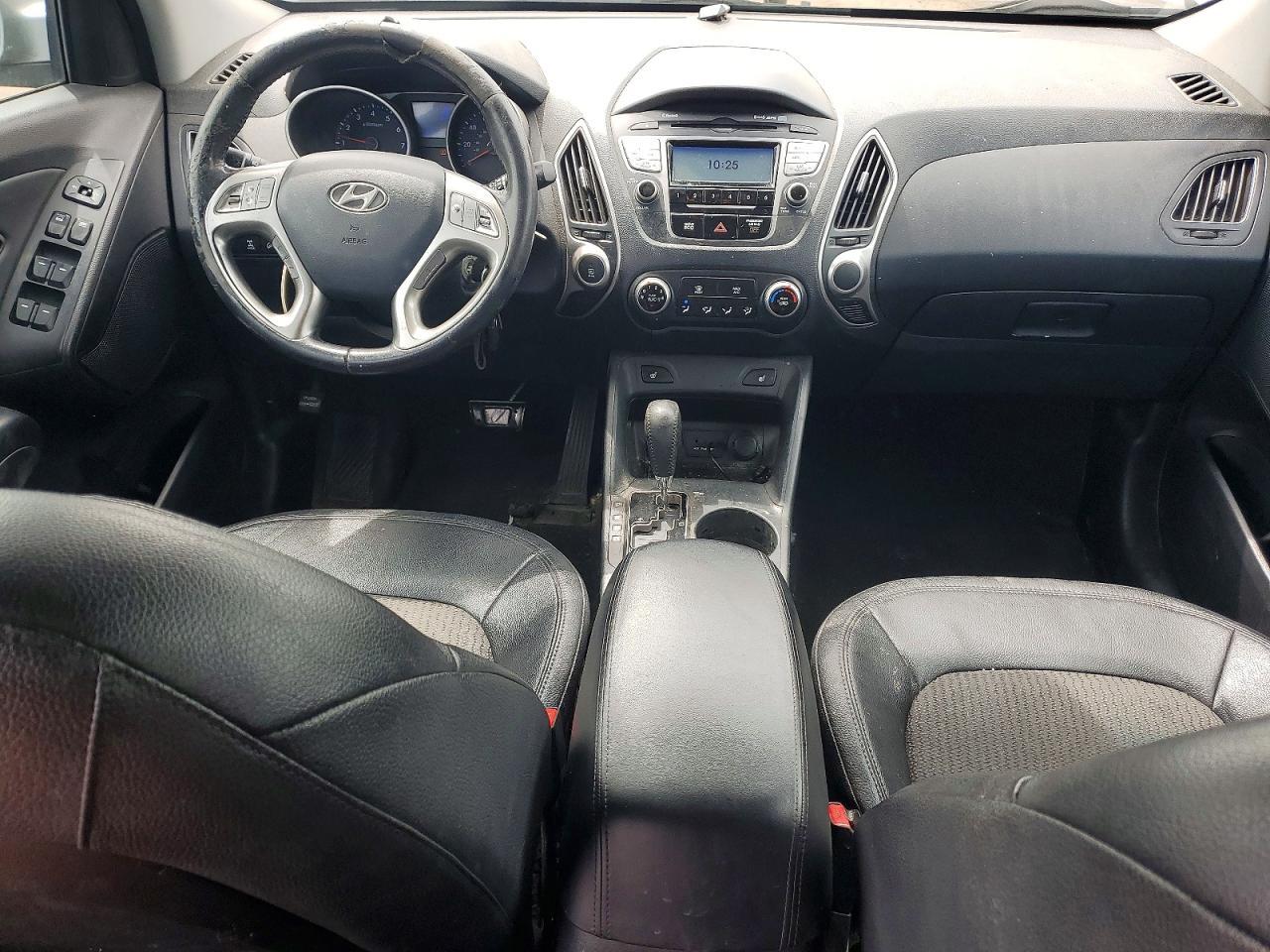 2012 HYUNDAI TUCSON