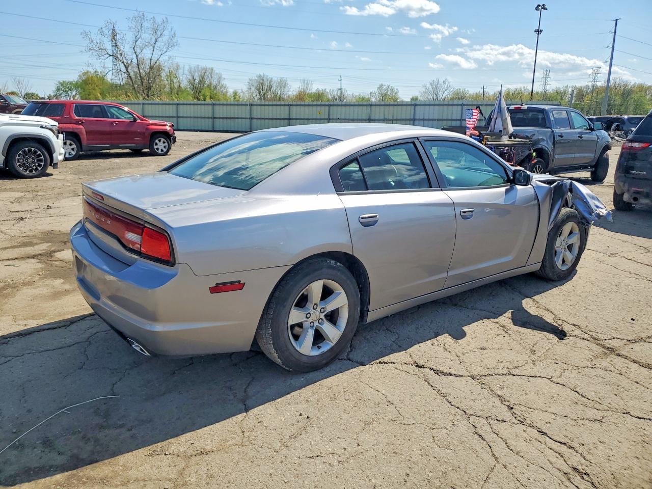 2013 DODGE CHARGER
