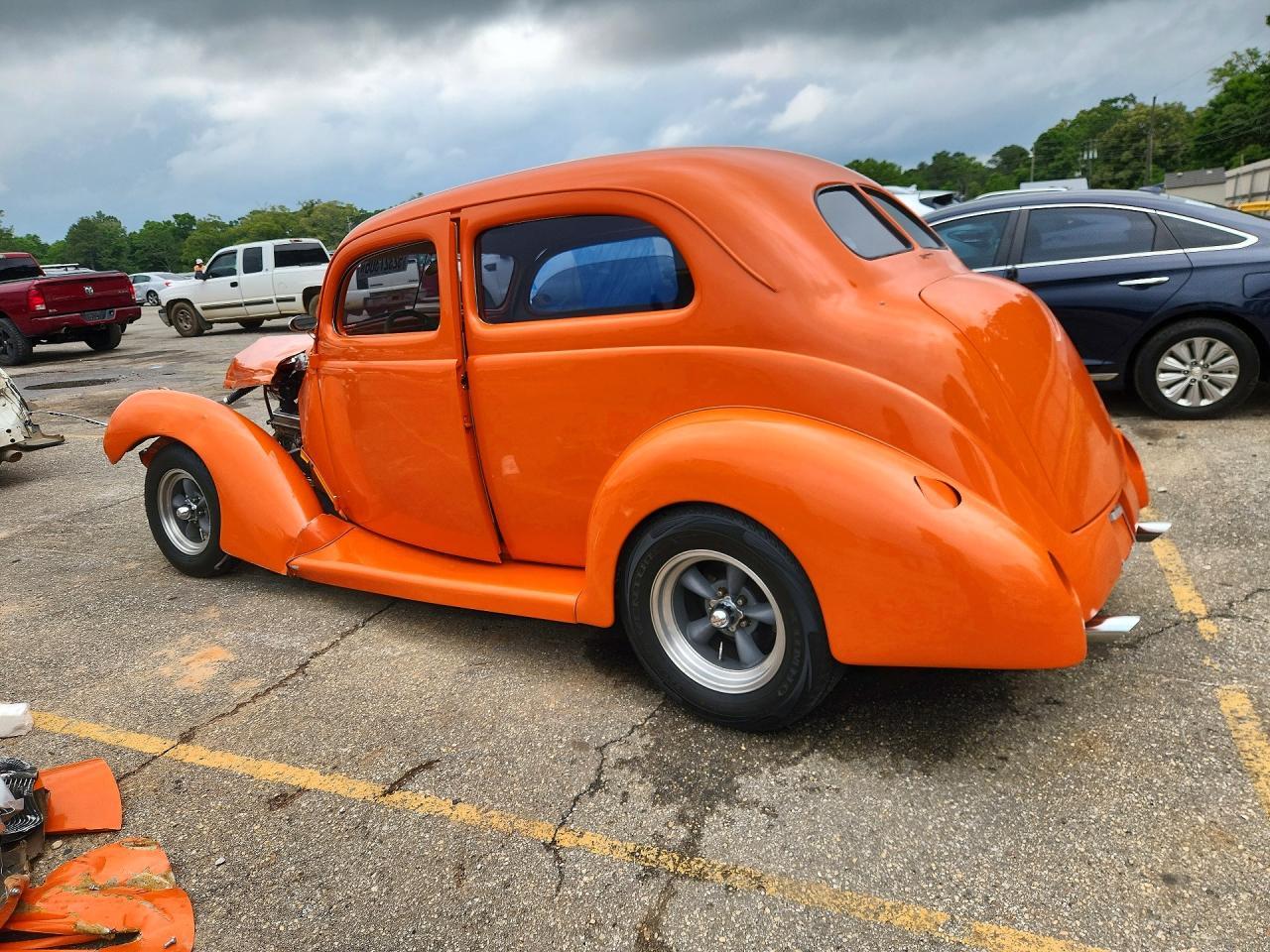 1938 FORD Model 81 A