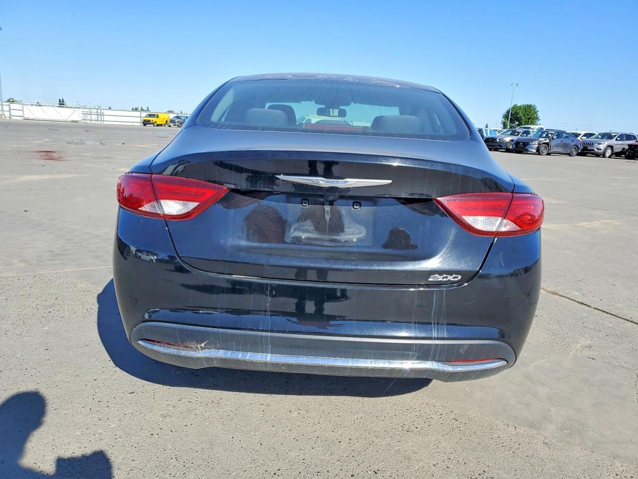 2016 CHRYSLER 200