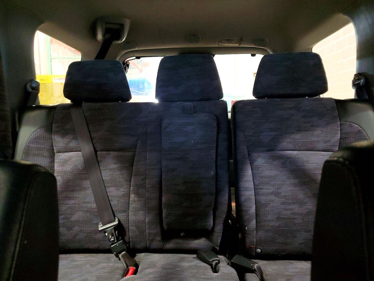 2004 HONDA CR-V
