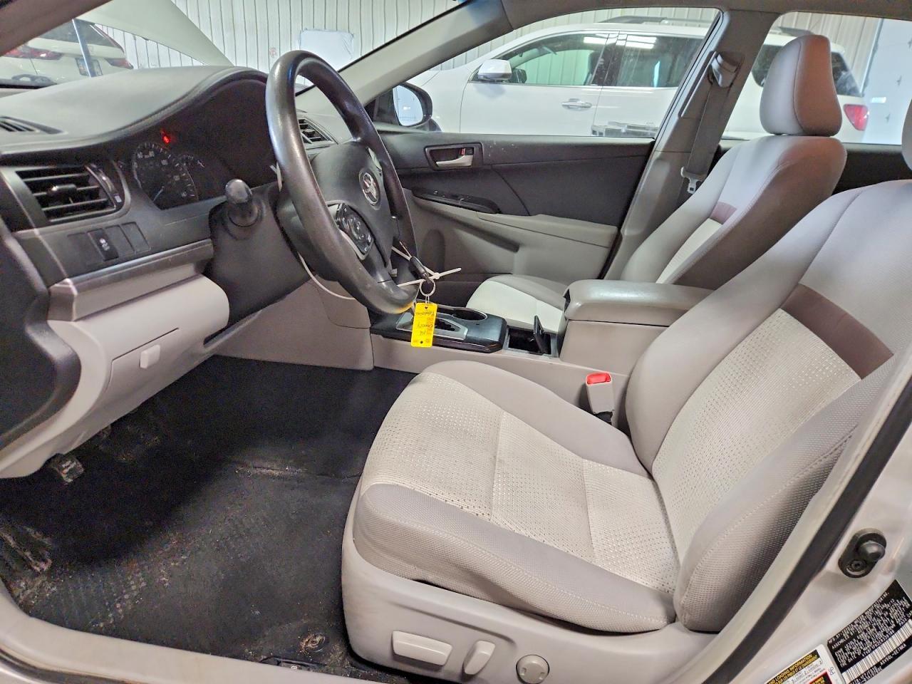 2014 TOYOTA CAMRY