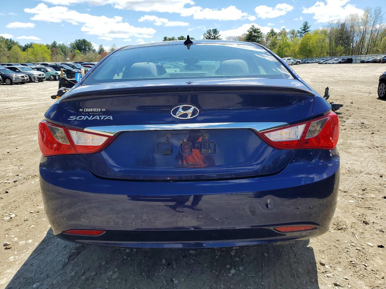 2013 HYUNDAI SONATA