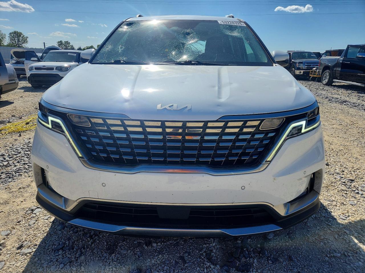 2024 KIA Carnival