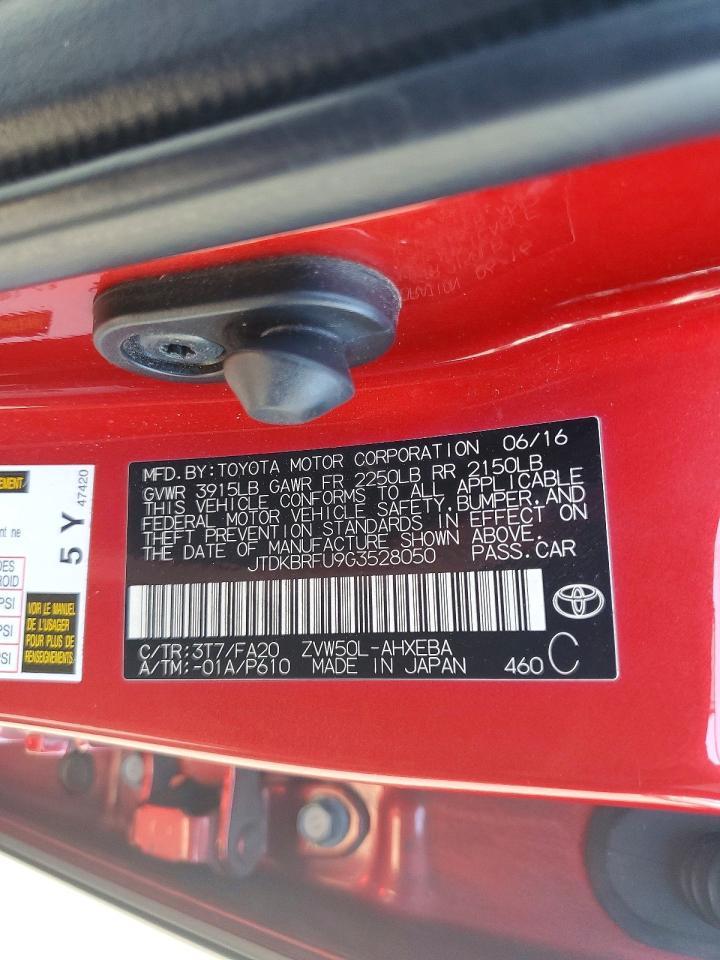 2016 TOYOTA PRIUS