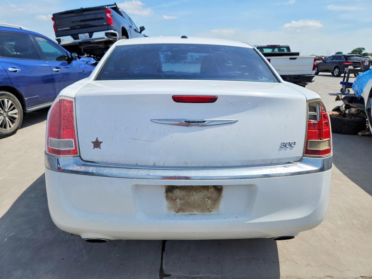 2013 CHRYSLER 300