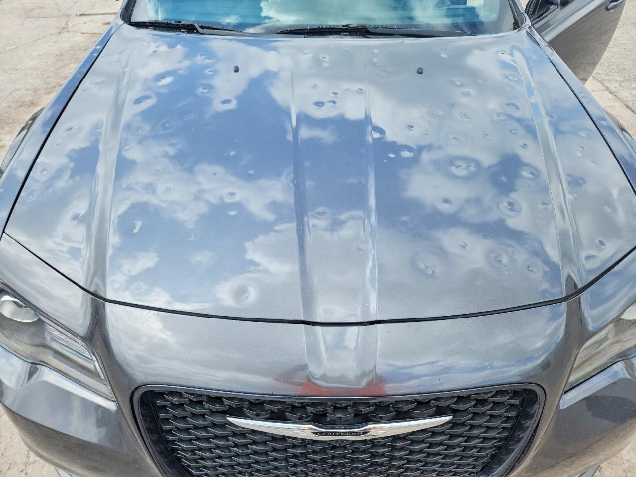 2016 CHRYSLER 300
