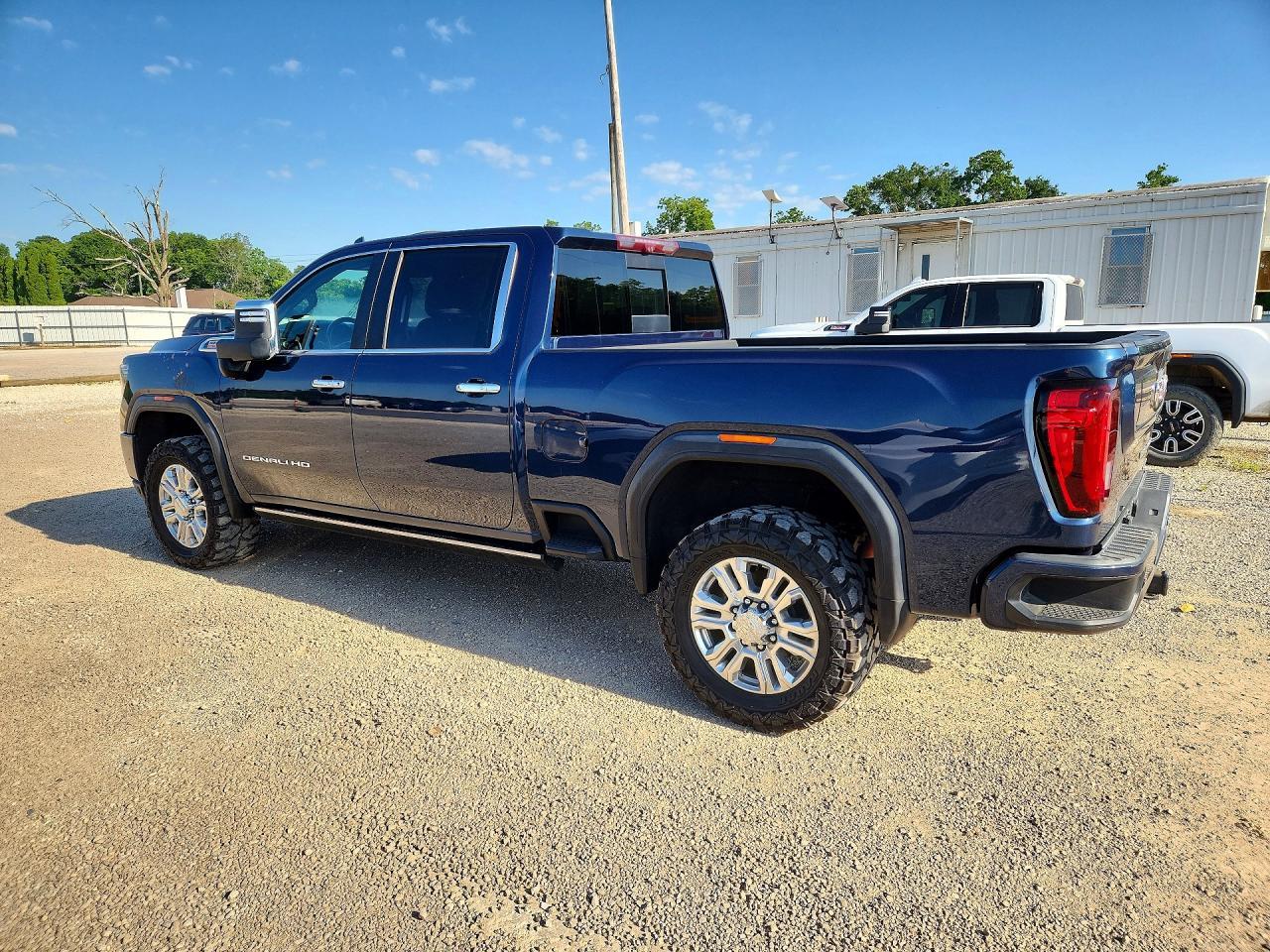 2023 GMC Sierra