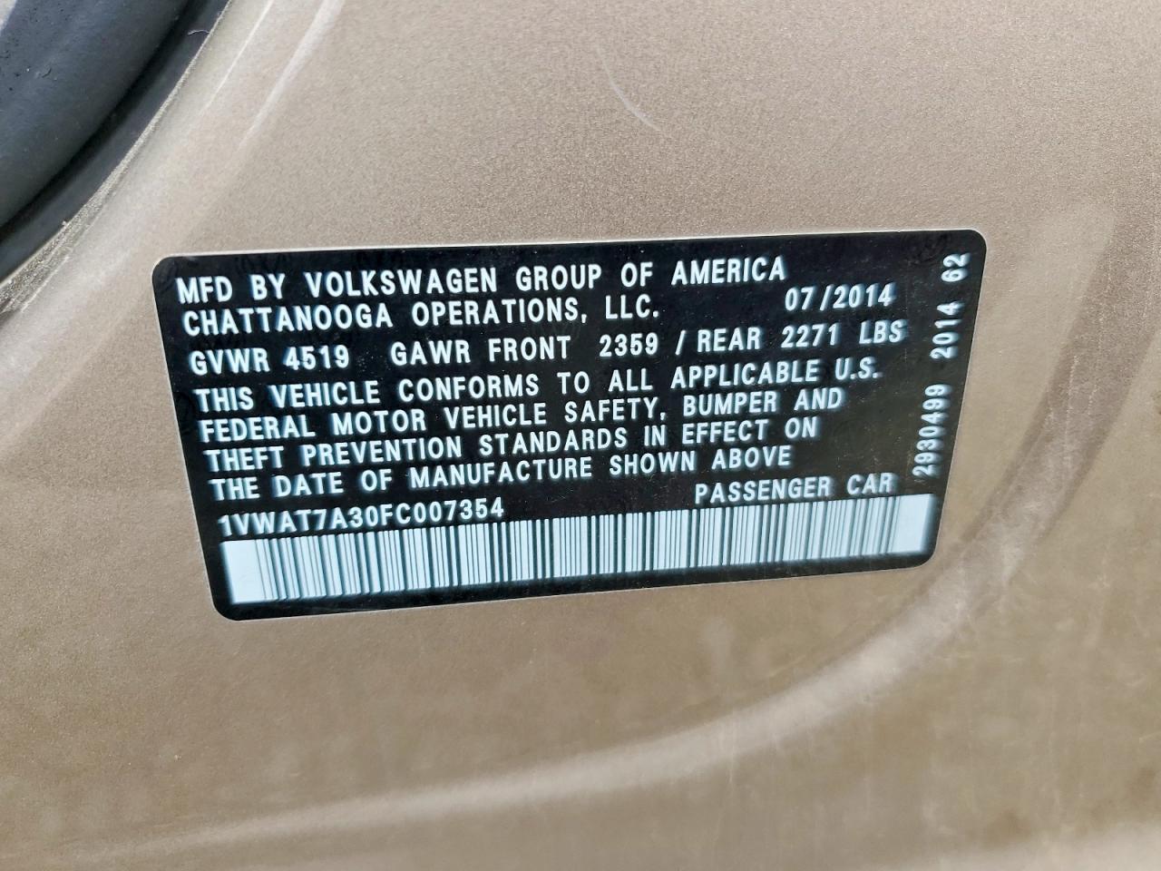 2015 VOLKSWAGEN Passat