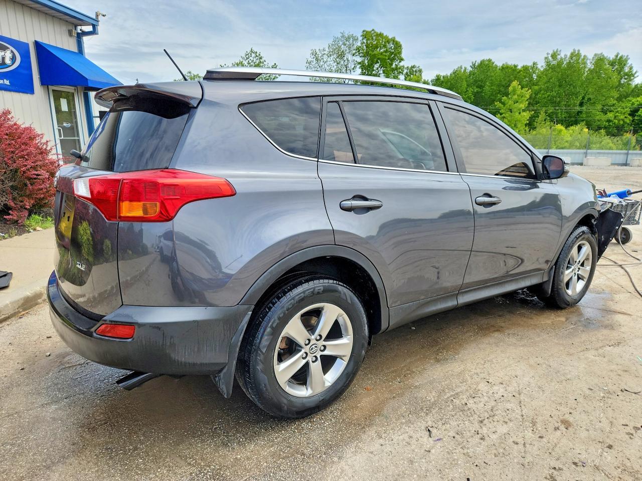 2015 TOYOTA RAV4