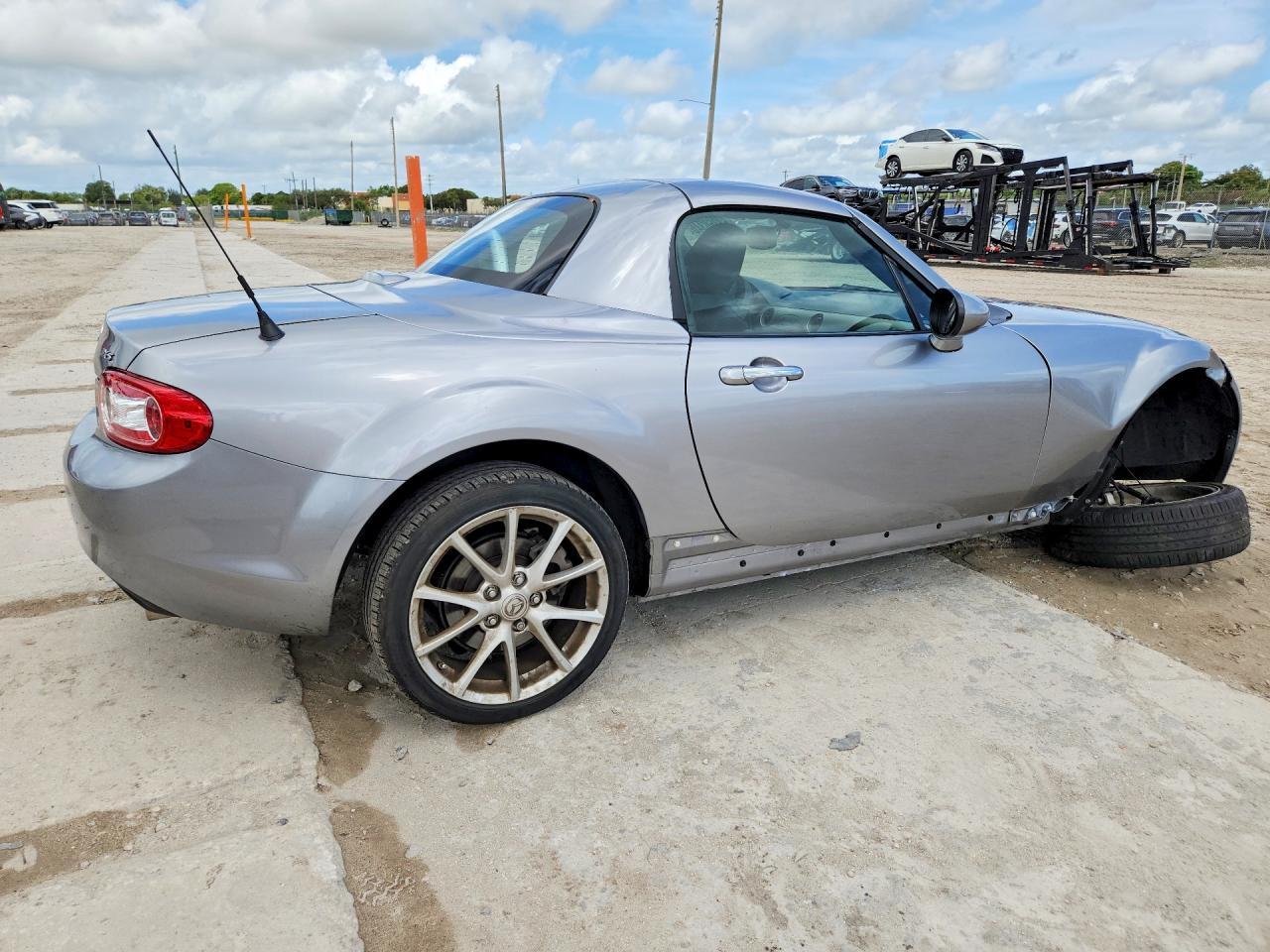2011 MAZDA MX-5 Miata