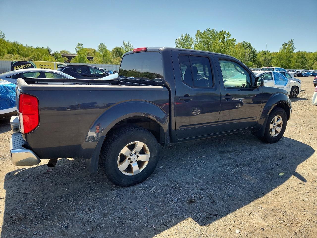2010 NISSAN Frontier