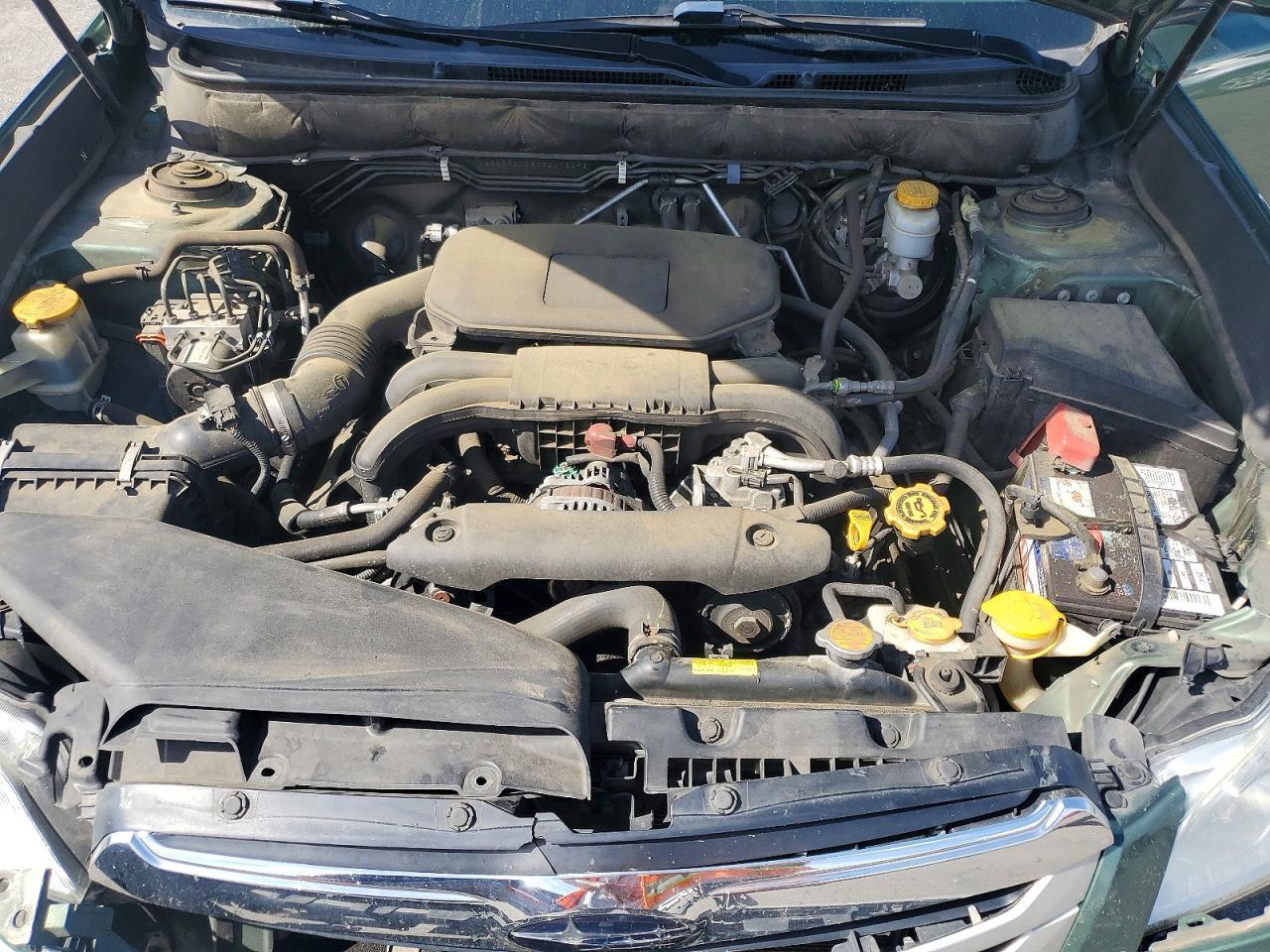 2012 SUBARU Outback