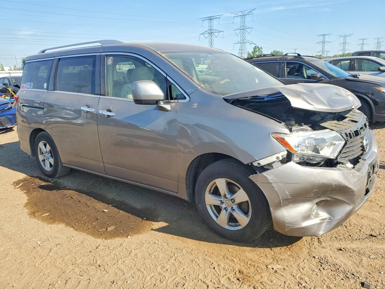 2013 NISSAN Quest