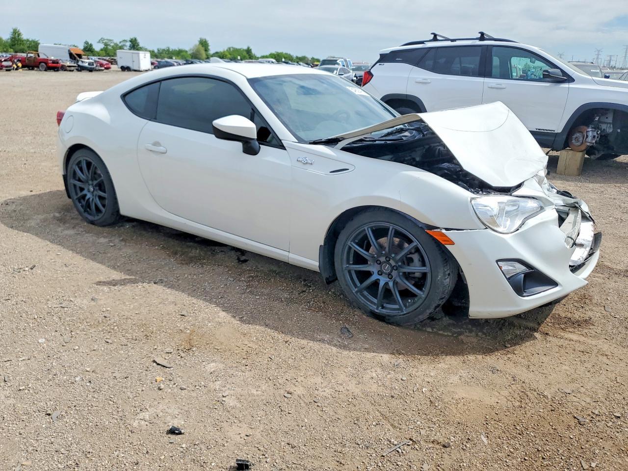 2015 SCION FR-S