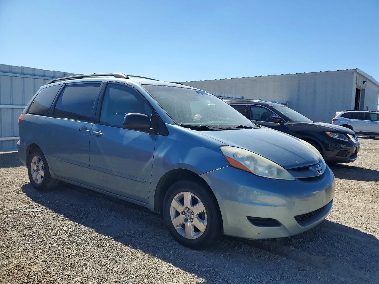 2006 TOYOTA SIENNA
