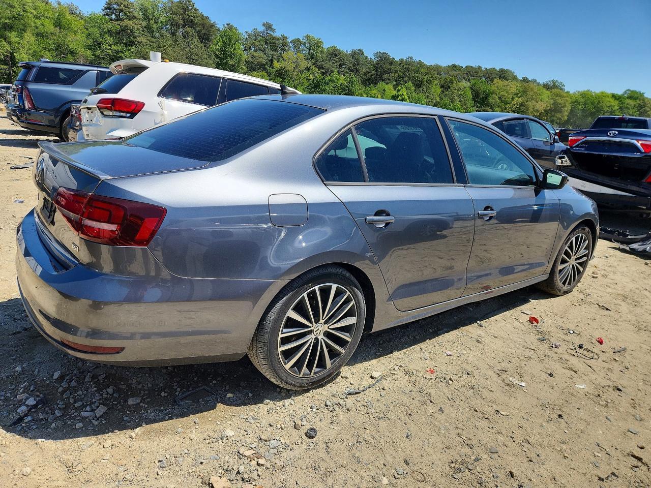 2017 VOLKSWAGEN JETTA