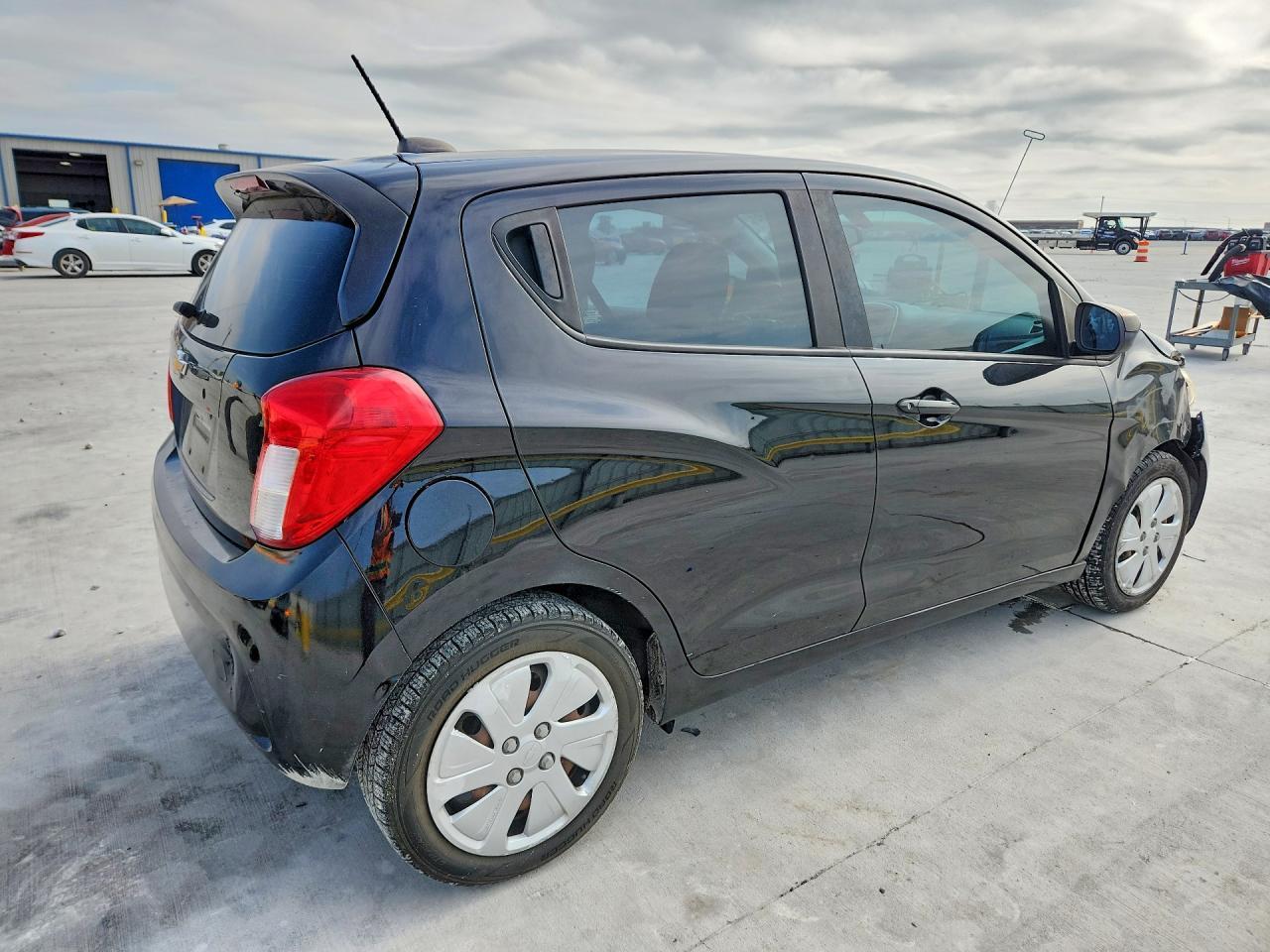 2017 CHEVROLET Spark