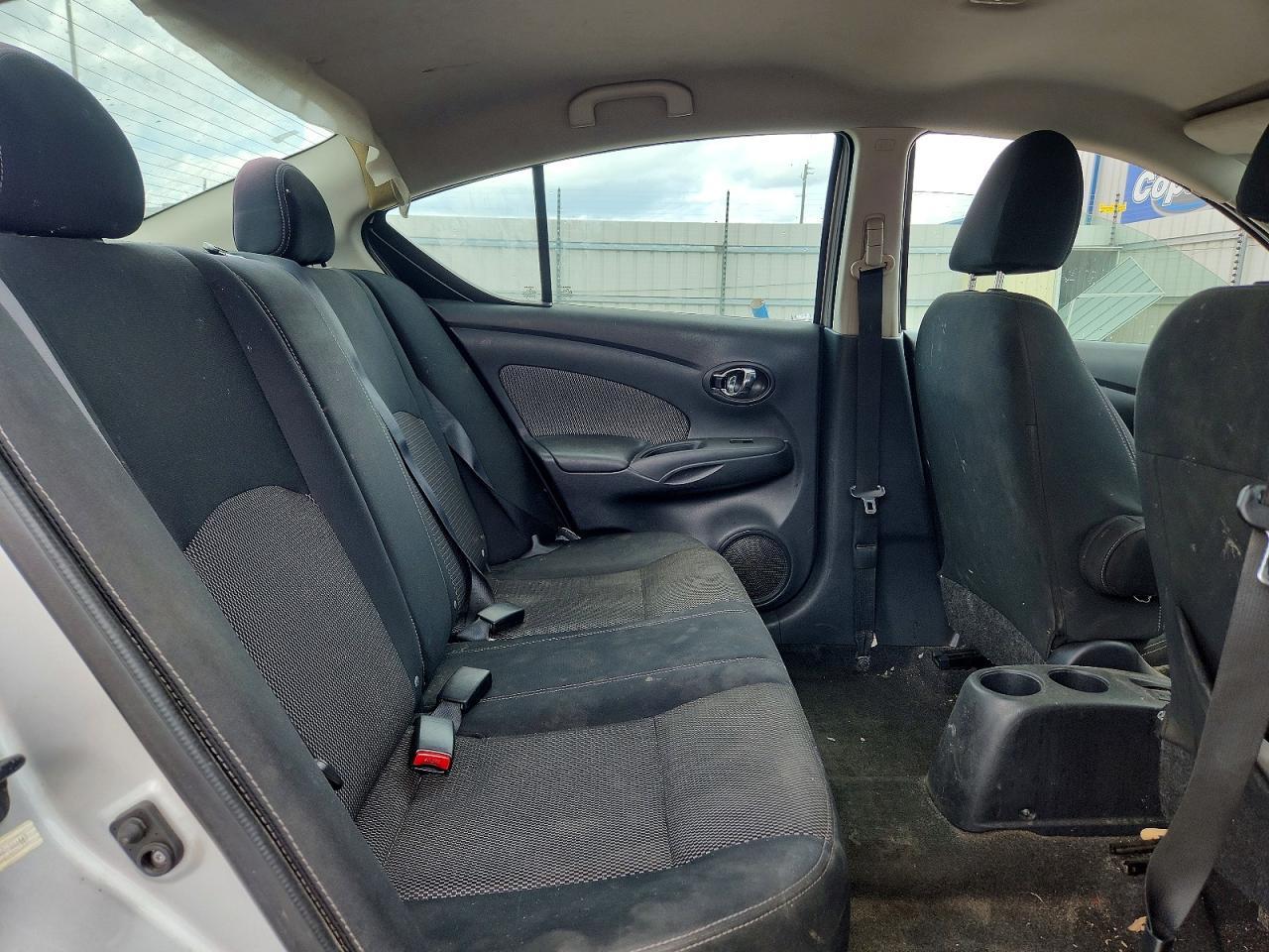 2015 NISSAN VERSA