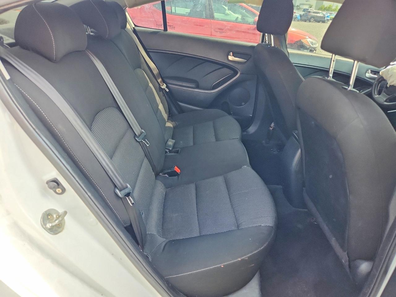 2017 KIA FORTE