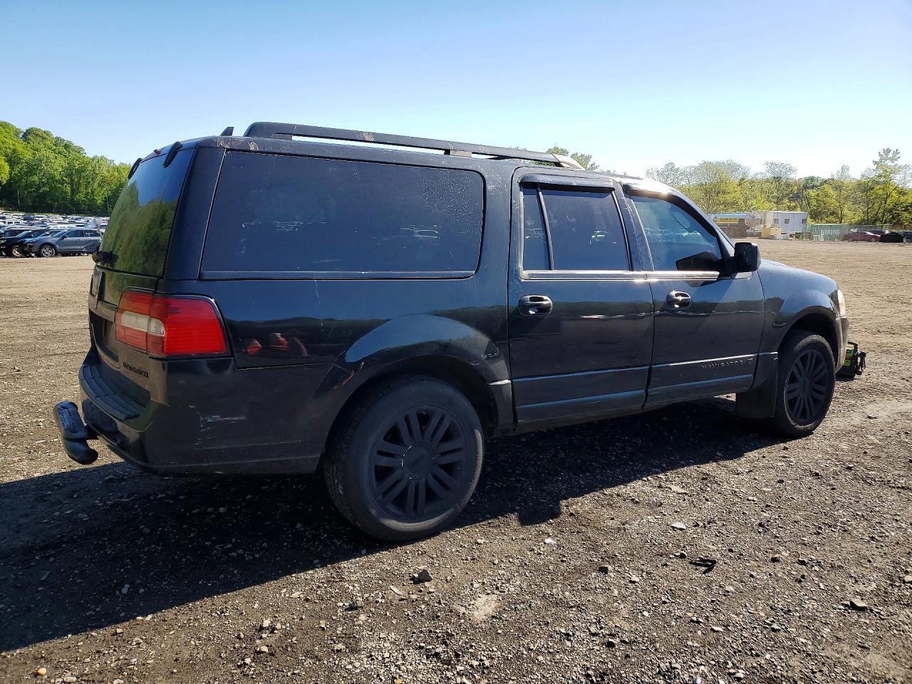 2012 LINCOLN Navigator