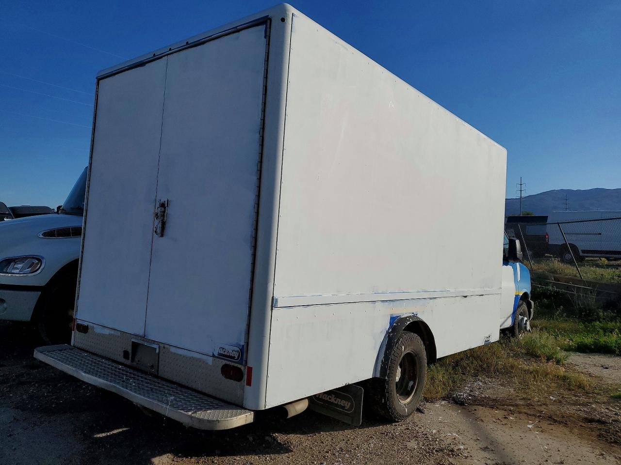 2019 CHEVROLET Express 3500