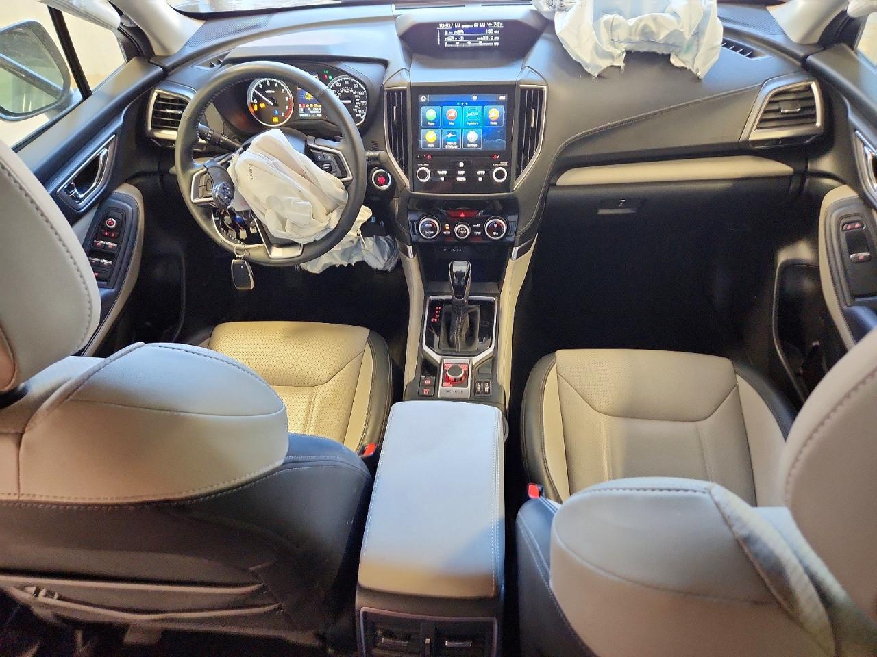 2023 SUBARU FORESTER