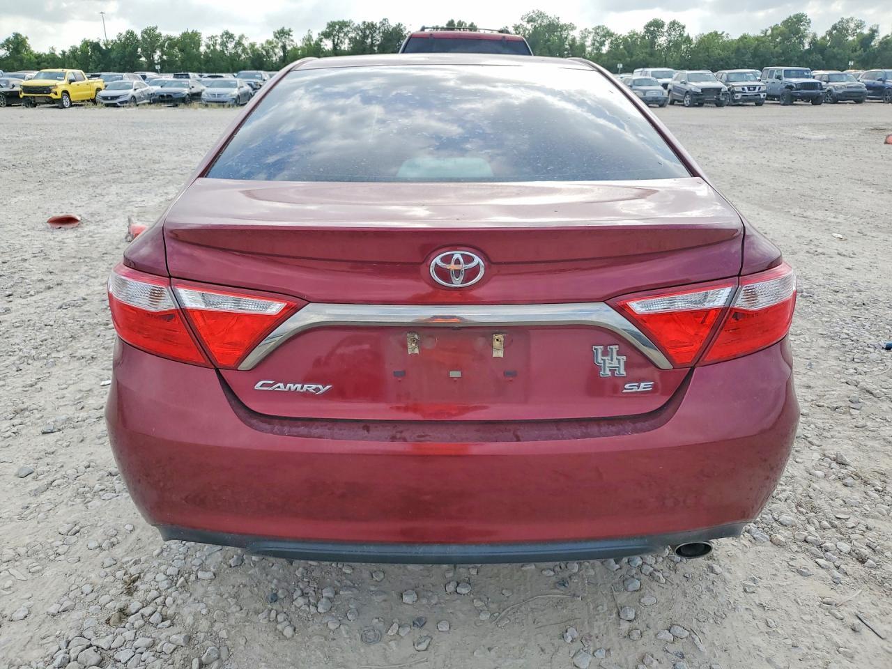 2017 TOYOTA CAMRY