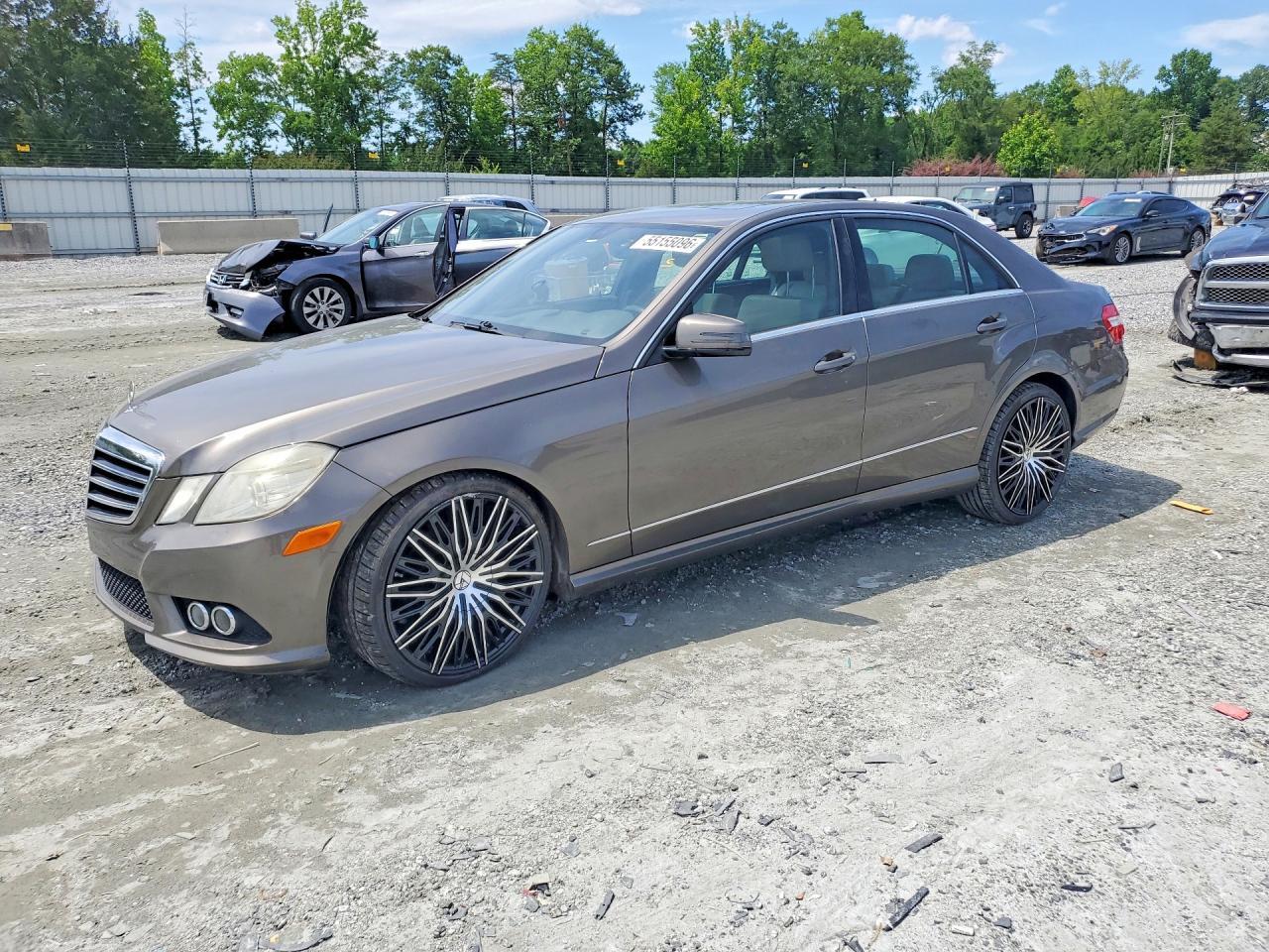 2010 MERCEDES-BENZ E-Class