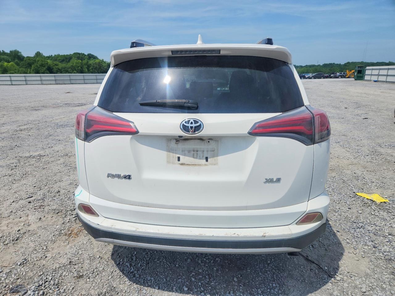 2016 TOYOTA RAV4