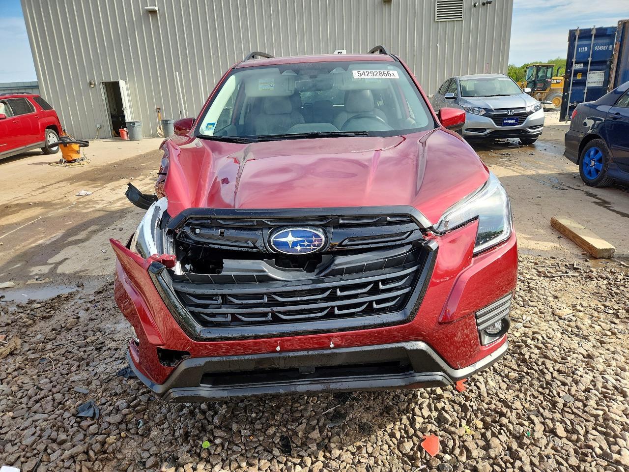 2024 SUBARU FORESTER