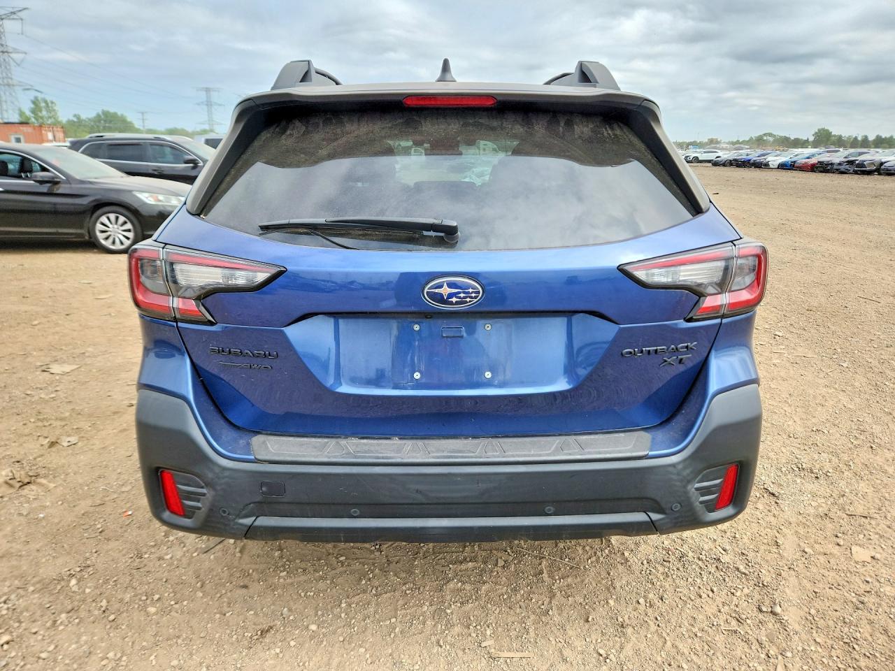 2021 SUBARU Outback