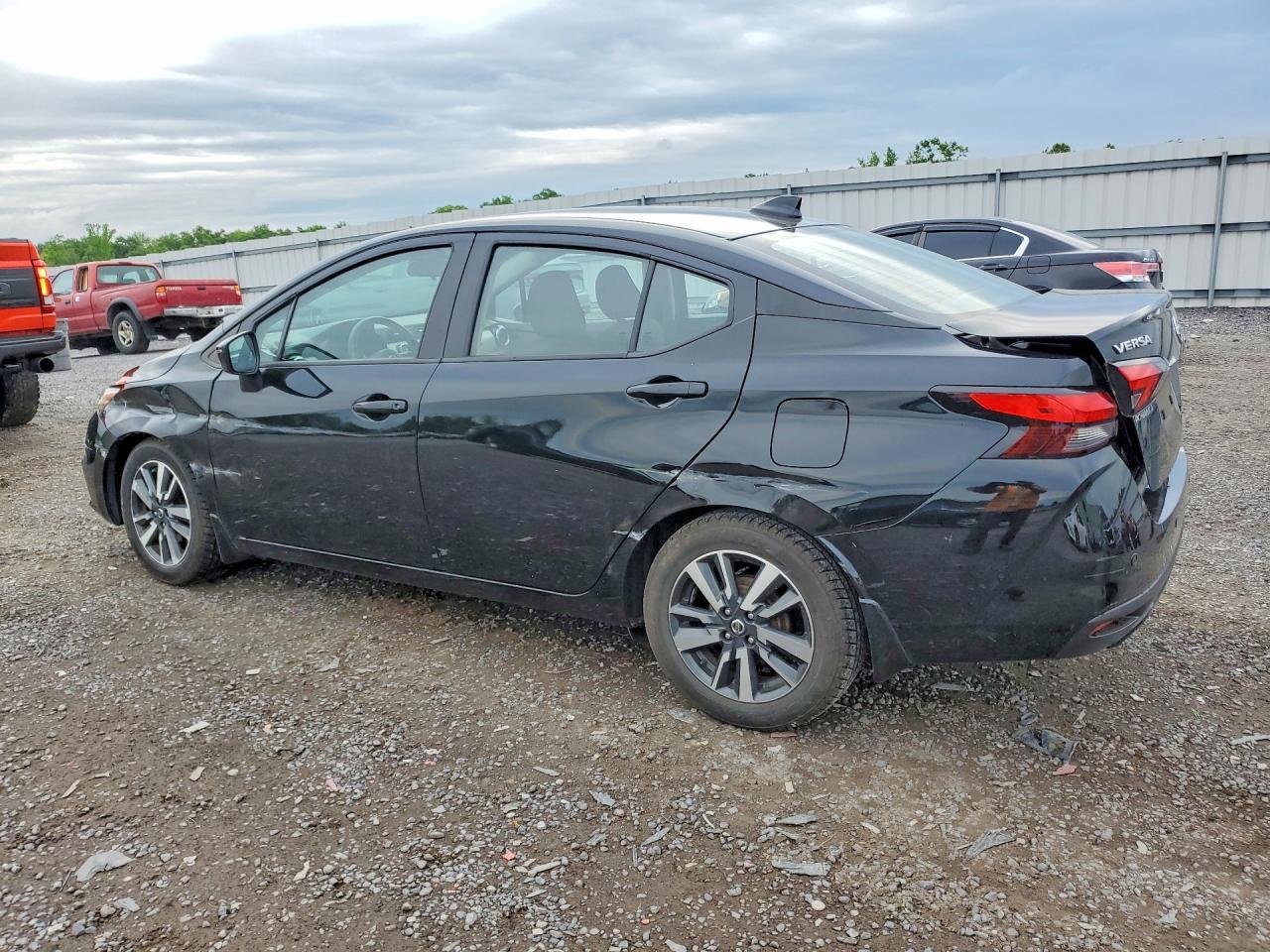 2021 NISSAN VERSA