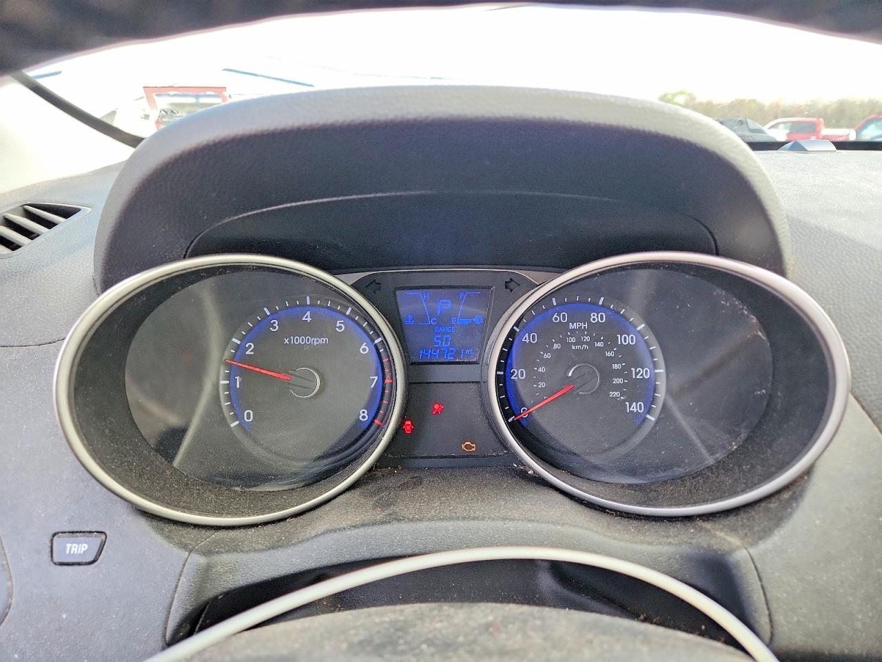 2010 HYUNDAI TUCSON