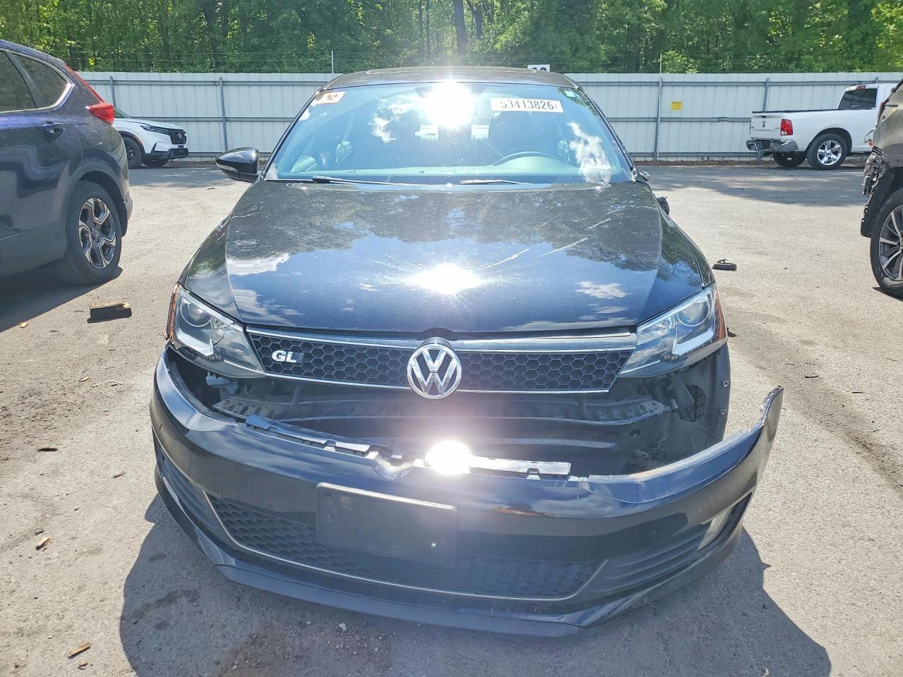2013 VOLKSWAGEN JETTA