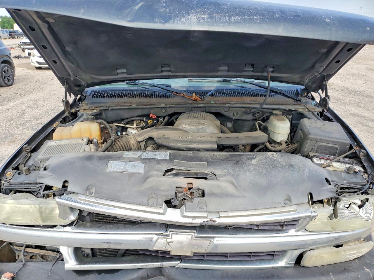 2004 CHEVROLET Tahoe