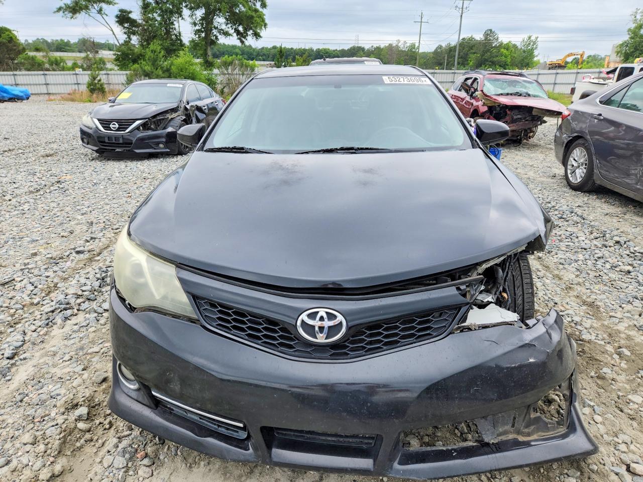2014 TOYOTA CAMRY
