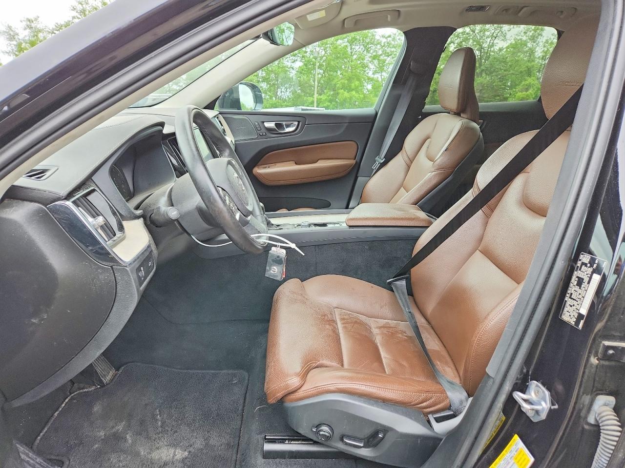 2019 VOLVO XC60