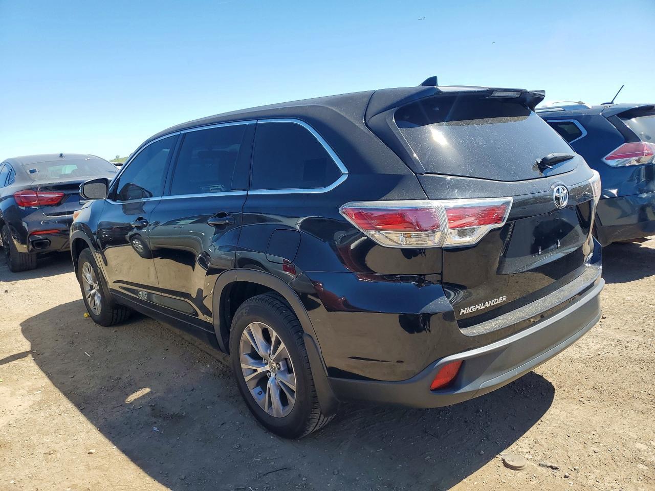 2015 TOYOTA HIGHLANDER