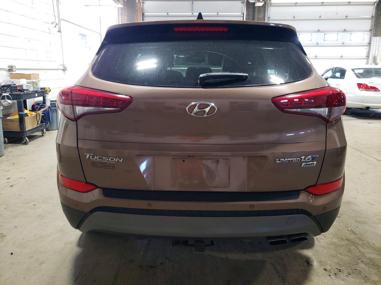 2016 HYUNDAI TUCSON