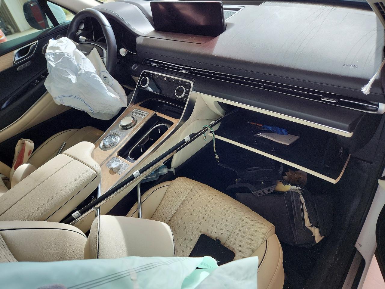 2023 GENESIS GV80